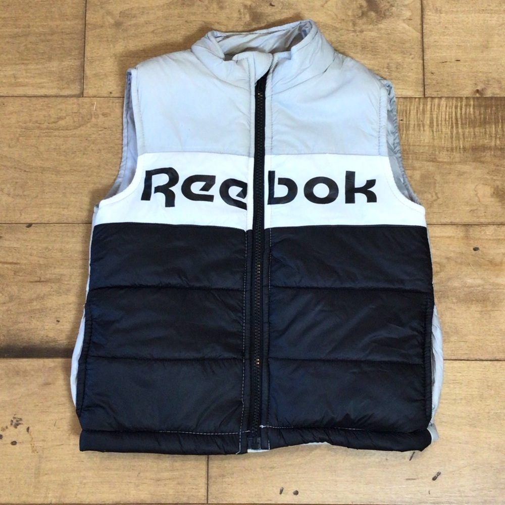 Reebok Boys Puffer Vest Size 5/6 Black White Sleeveless Zip Up Winter